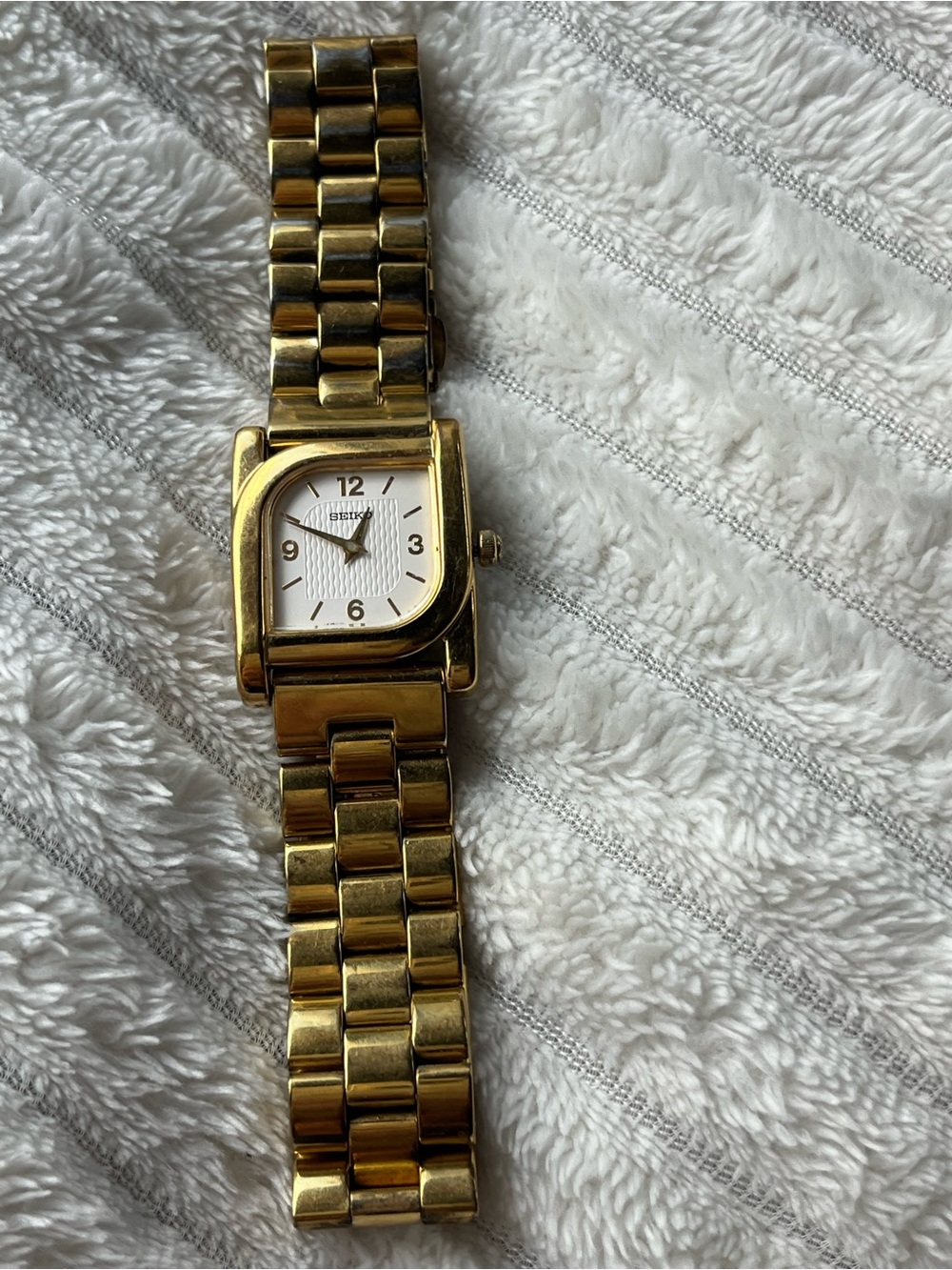 Seiko Gold Tone Women's Bracelet Watch with White Dial